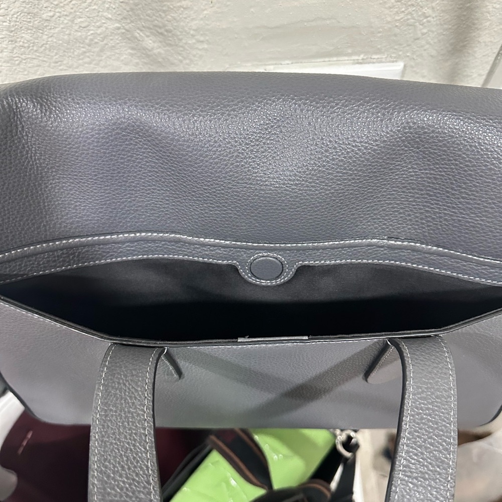 Coach Black Leather Men's Messenger Bag - Picture 3 of 9